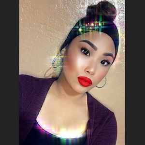 Meet your Posher, Melanie